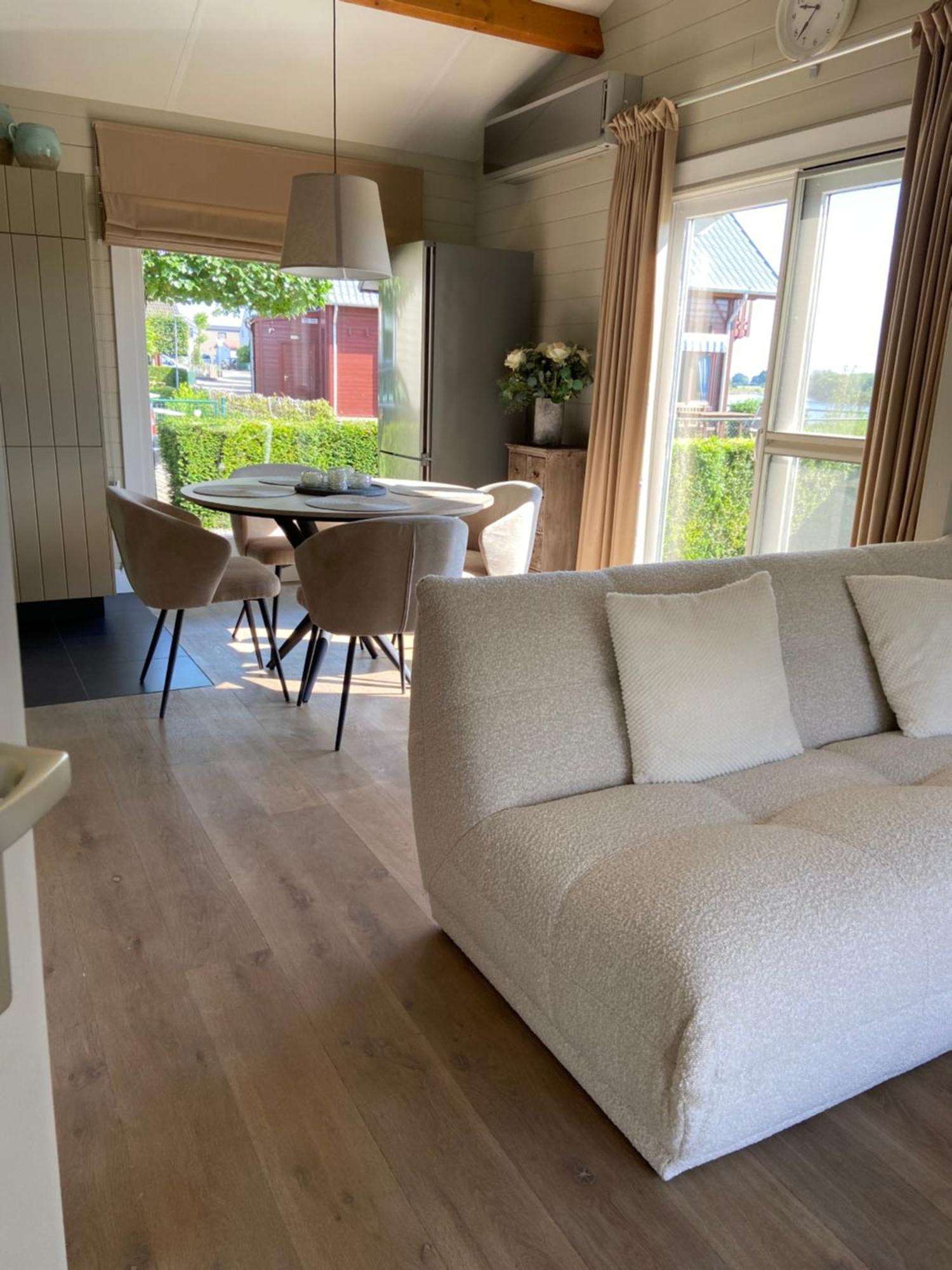 Chalet Eau Vive Maaseik Εξωτερικό φωτογραφία